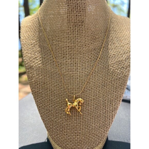 Vintage Gold Tone Horse Pendant Necklace Prancing 23" Chain 1" Pendant Unisex - Picture 1 of 4